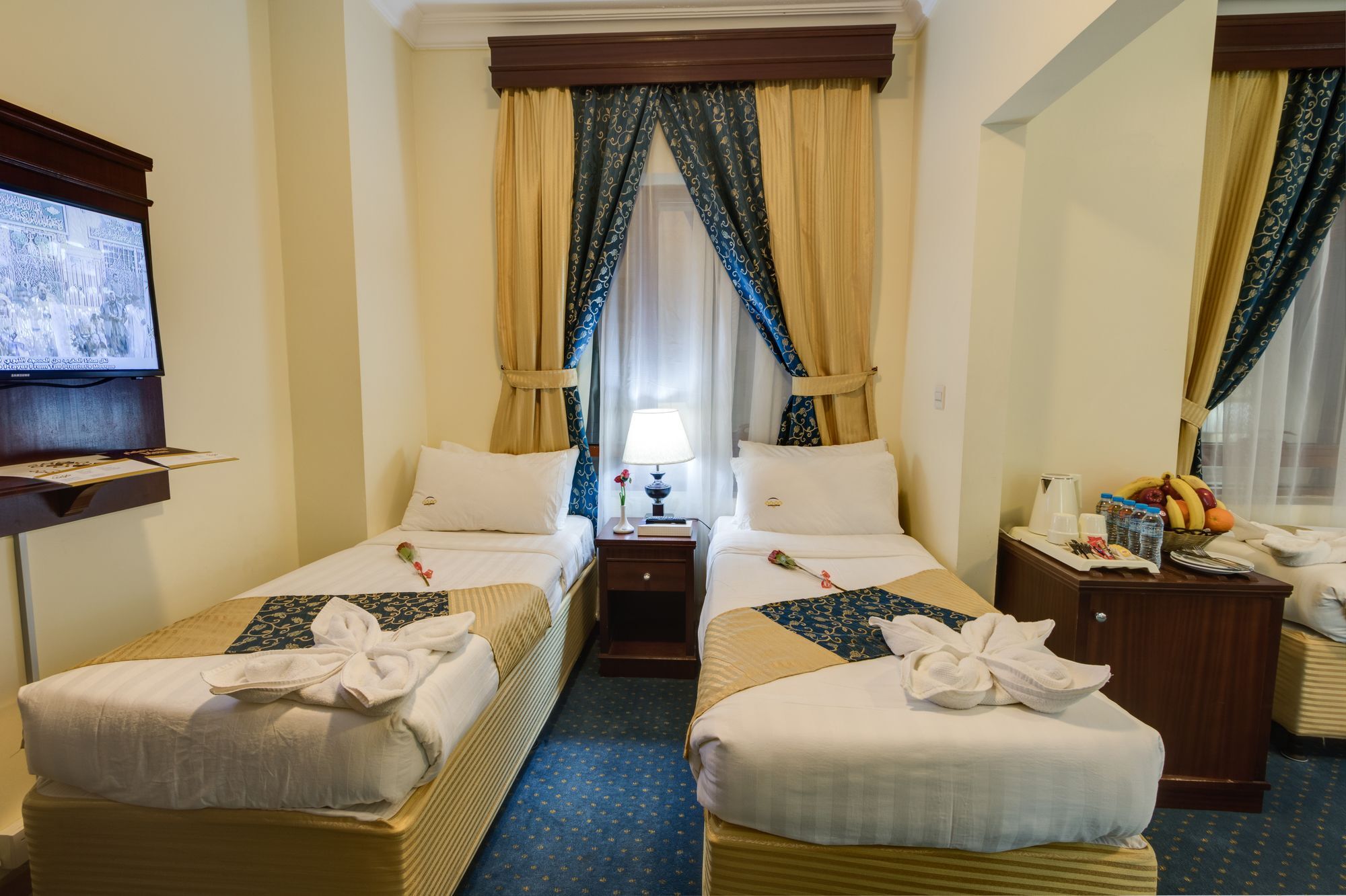 Mawaddah Altaqwa Hotel Медина Экстерьер фото