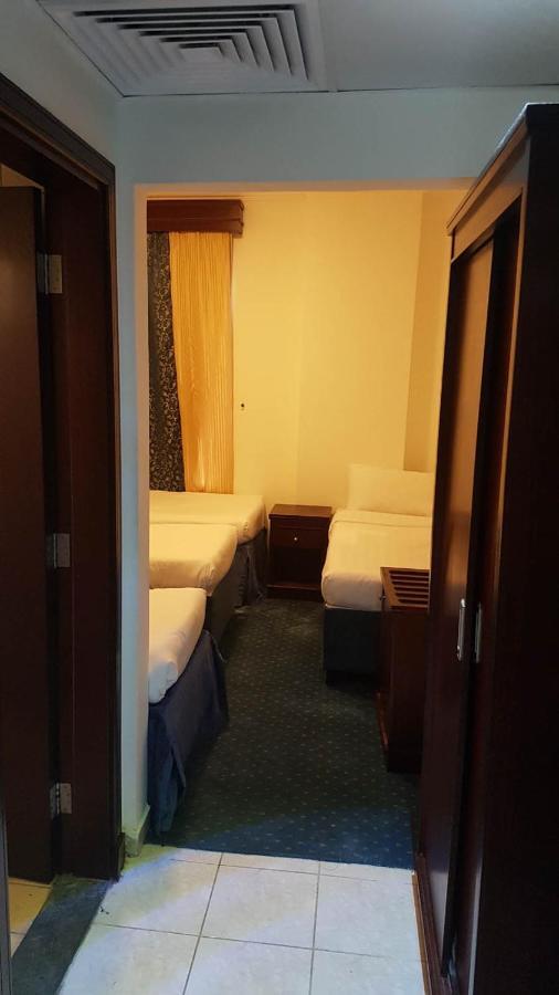 Mawaddah Altaqwa Hotel Медина Экстерьер фото