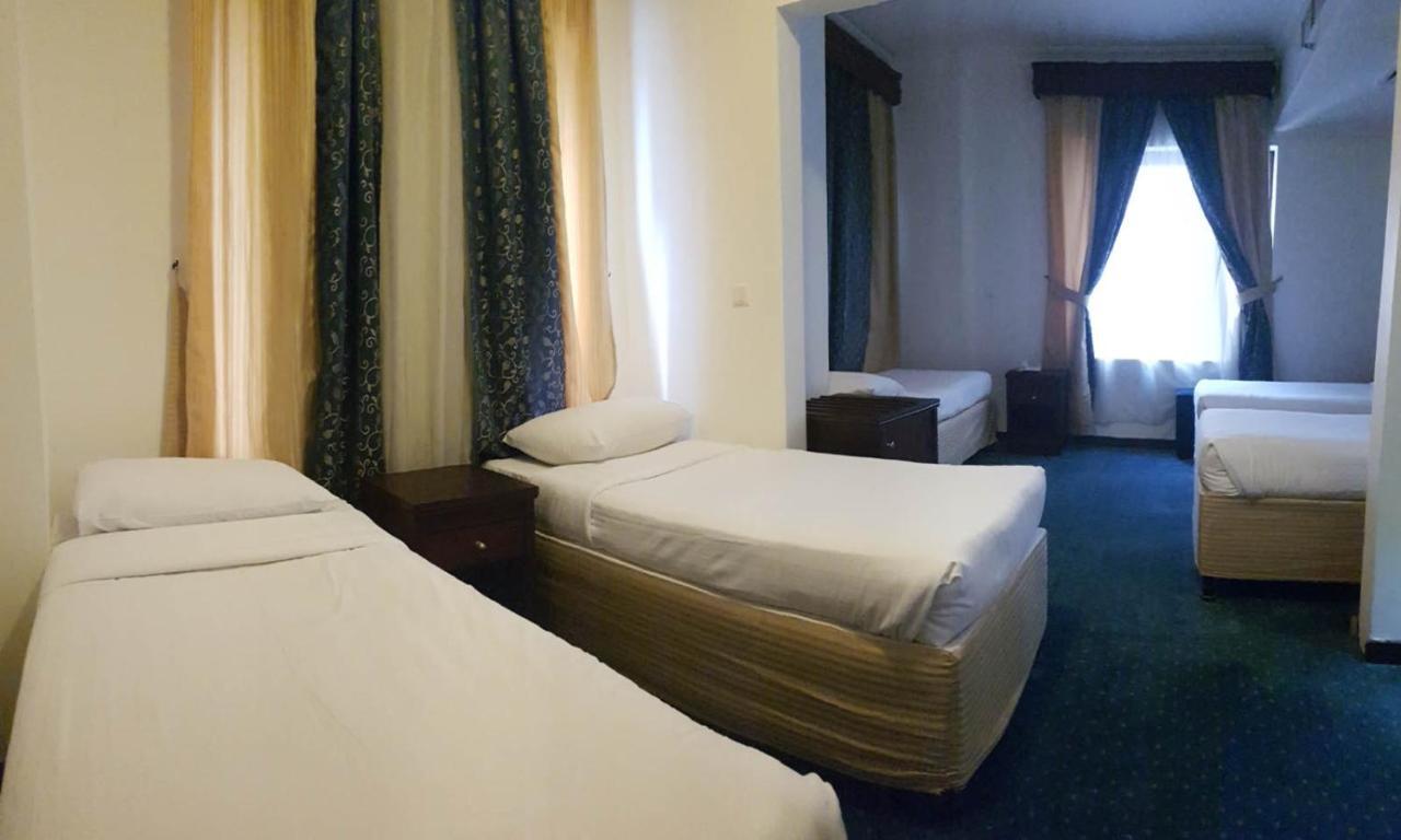 Mawaddah Altaqwa Hotel Медина Экстерьер фото